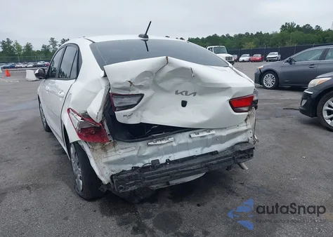 2023 Kia Rio S z USA, uszkodzony, nr VIN 3KPA24AD9PE520352